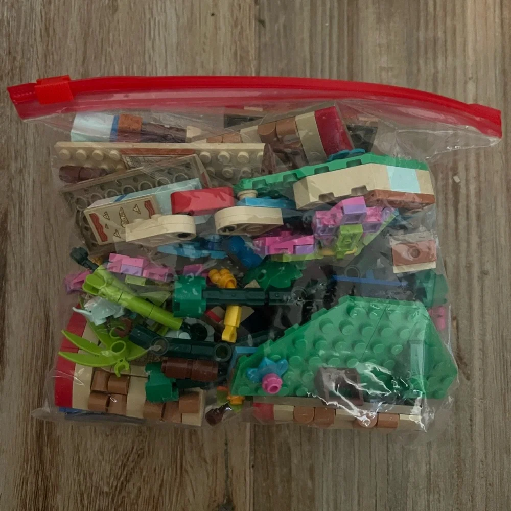 Retired LEGO Friends Moana Adventure Island Playset - Multicolor - Picture 2 of 3